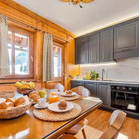 Mortisa, Cortina Design