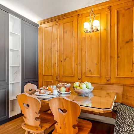 Mortisa, Cortina Design *
