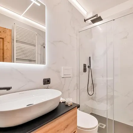 Mortisa, Cortina Design